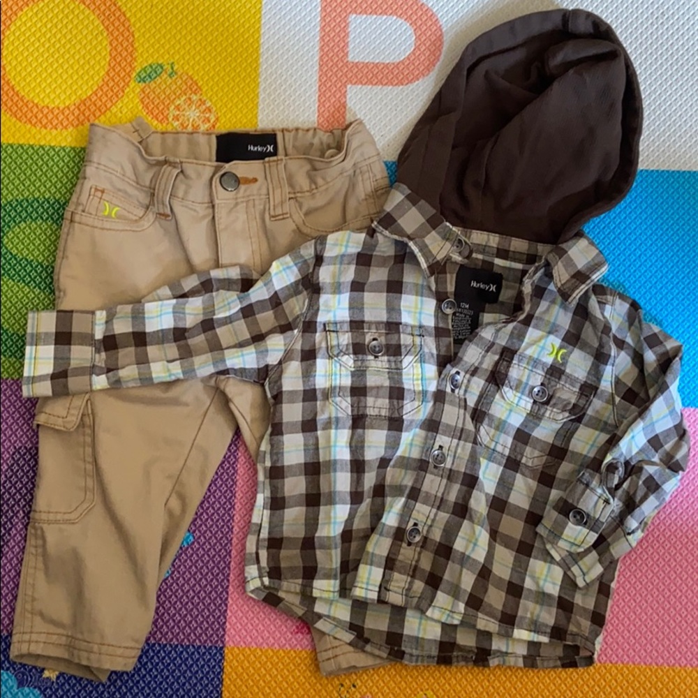 Hurley plaid hoodie and cargo pants outfit
